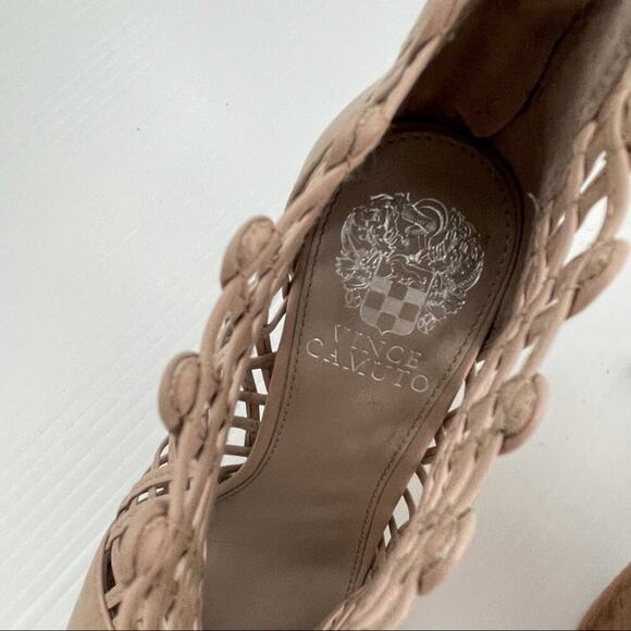 Vince Camuto Atina peep toe woven heeled booties back zip closure stacked heel - Picture 6 of 10